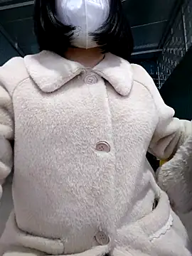 Mina-02 online show from 01/15/26, 11:52