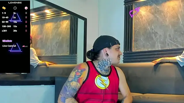  AlecLawrence online show from 12/05/25, 01:09