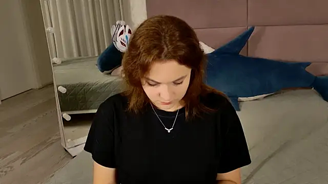 KirraMoss online show from 07/10/26, 10:29