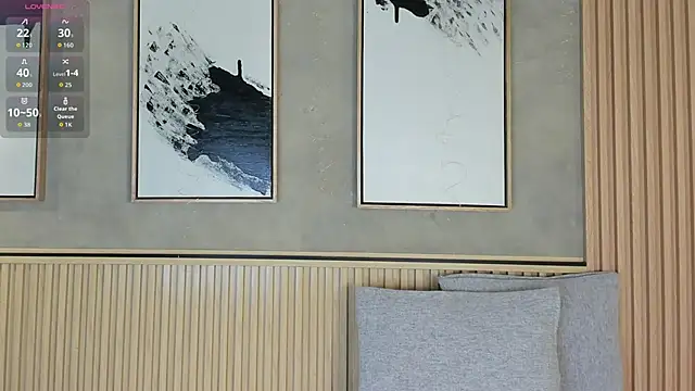 Lily Vale online show from 11/21/25, 07:23