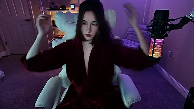 AngieFae  online show from 02/04/26, 04:07