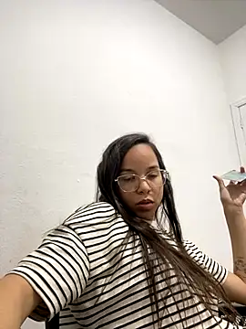 Snapshot of Bab_Angel chatting on 10/20/25, 02:23 Bab Angel online show from 10/20/25, 02:23