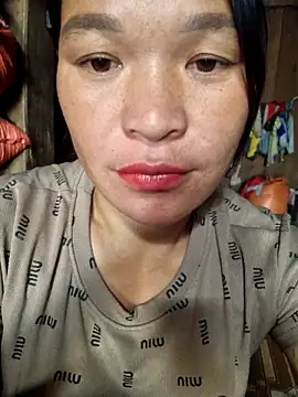 chipu06 online show from 10/28/25, 03:32