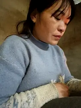 chipu06 online show from 11/28/25, 01:30