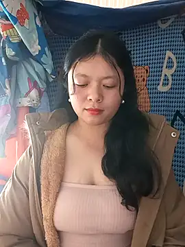 lisa-bae00 online show from 02/03/26, 06:22