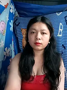 lisa-bae00 online show from 02/07/26, 12:09