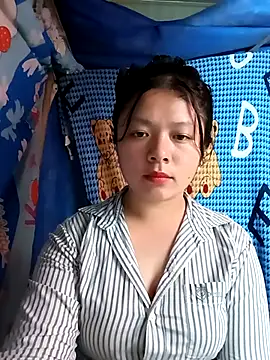 lisa-bae00 online show from 03/05/26, 10:44