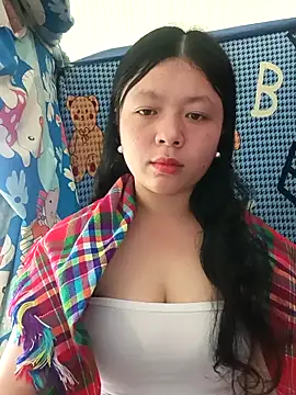 lisa-bae00 online show from 04/03/26, 03:37