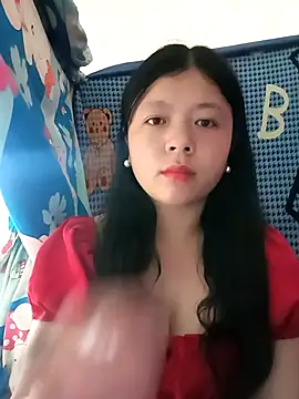 lisa-bae00 online show from 04/11/26, 11:31