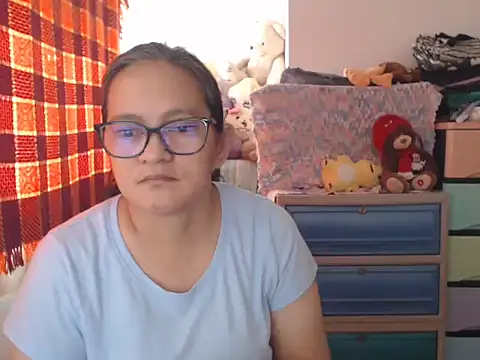 Kinkybela2025 online show from 02/18/26, 12:17