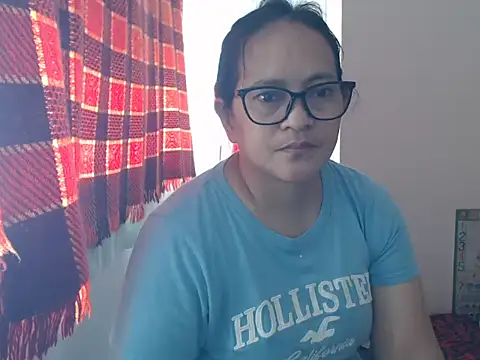 Snapshot of Kinkybela2025 chatting on 06/11/26, 12:32 Kinkybela2025 online show from 06/11/26, 12:32