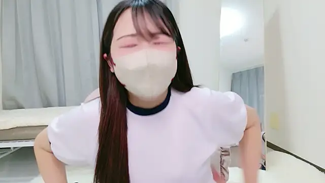 yui chan00 online show from 04/28/26, 08:19