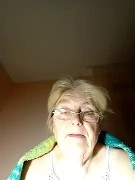 AmyLove353 online show from 11/07/25, 04:23