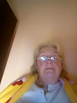 AmyLove353 online show from 02/06/26, 09:40