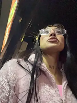 Violeet-Smith online show from 10/30/25, 12:45