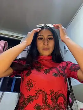 Violeet-Smith online show from 11/04/25, 02:54