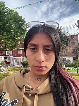 Violeet-Smith online show from 12/02/25, 12:54