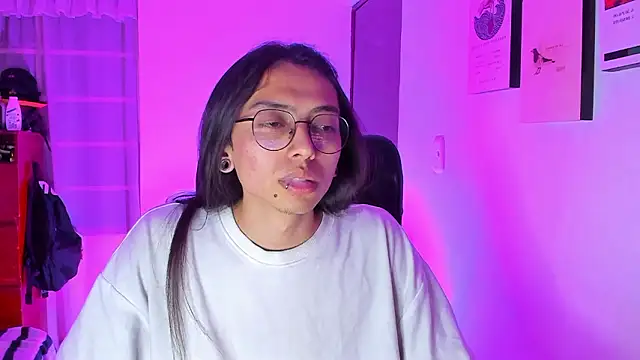  Astrea  online show from 03/07/26, 02:52