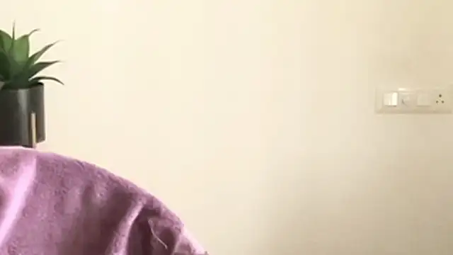 MakeMeAwareAah online show from 12/16/25, 07:24