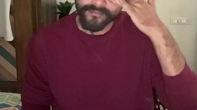 MakeMeAwareAah online show from 12/23/25, 04:43