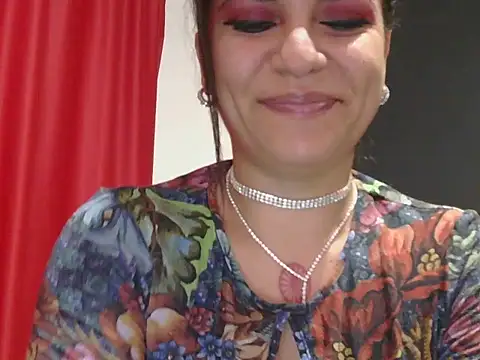 HotJanetta online show from 12/23/25, 12:41