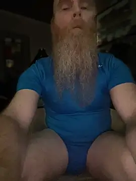 Snapshot of Macduckd chatting on 06/17/26, 05:36 Macduckd online show from 06/17/26, 05:36