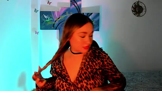 Soouf  online show from 11/26/25, 01:23