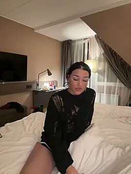 Gabbyys online show from 11/25/25, 11:49