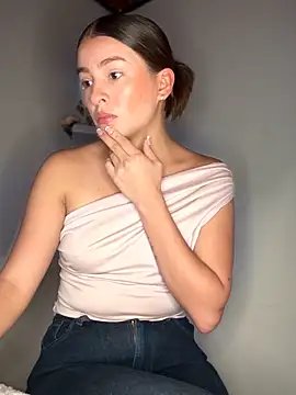 Talia Bonet online show from 02/04/26, 01:17