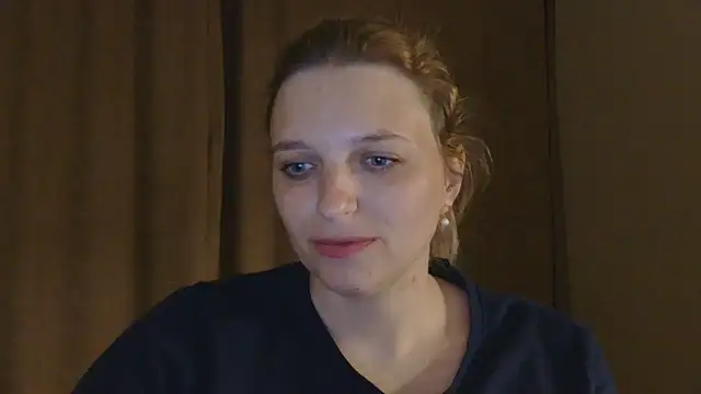 Snapshot of ElisSky301 chatting on 05/15/26, 09:00 ElisSky301 online show from 05/15/26, 09:00