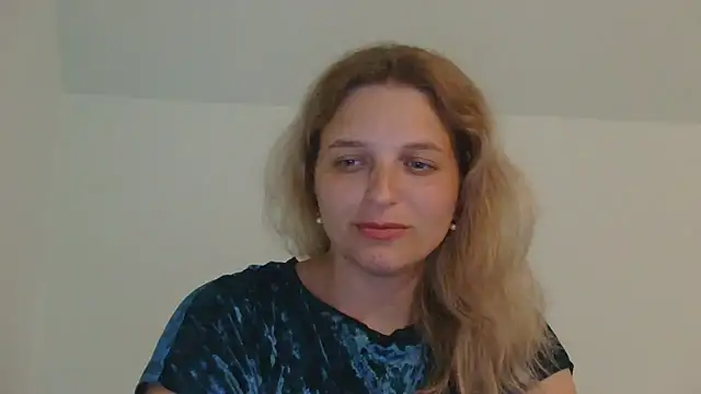 Snapshot of ElisSky301 chatting on 06/01/26, 09:05 ElisSky301 online show from 06/01/26, 09:05