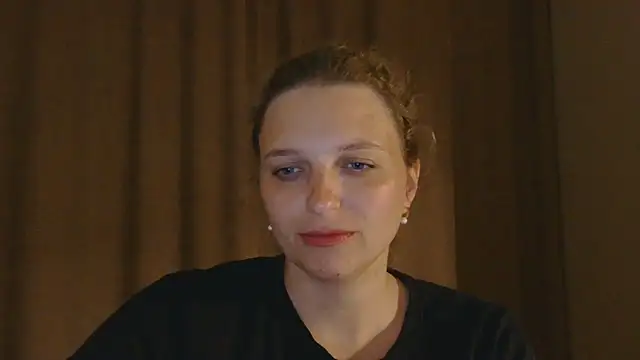 Snapshot of ElisSky301 chatting on 06/02/26, 07:38 ElisSky301 online show from 06/02/26, 07:38