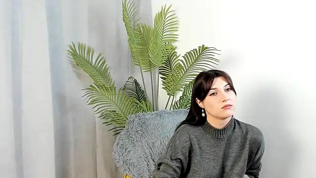 AnhPontoriero online show from 10/31/25, 09:32