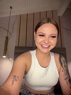 Beella1  online show from 11/12/25, 11:43