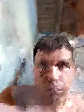 Snapshot of Leon202543 chatting on 10/20/25, 08:53 Leon202543 online show from 10/20/25, 08:53