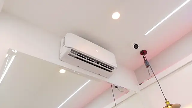 Emily Baby20 online show from 02/11/26, 08:14