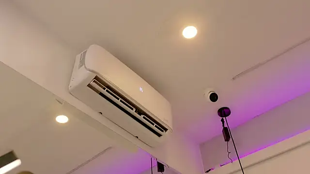 Emily Baby20 online show from 04/21/26, 02:51