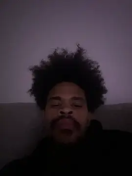 Snapshot of Mrmakeherwet_Tez chatting on 02/01/26, 10:58 Mrmakeherwet Tez online show from 02/01/26, 10:58