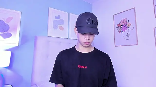 ApoloRicci online show from 01/10/26, 07:26