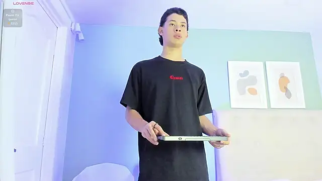 ApoloRicci online show from 01/31/26, 07:34