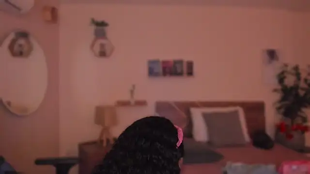 YariRose online show from 02/16/26, 01:51