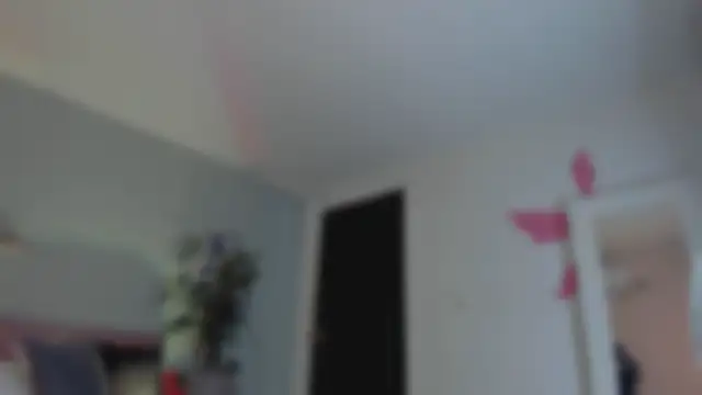 Snapshot of YariRose chatting on 07/30/26, 04:06 YariRose online show from 07/30/26, 04:06