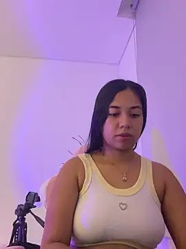 aly nicols online show from 12/22/25, 02:19