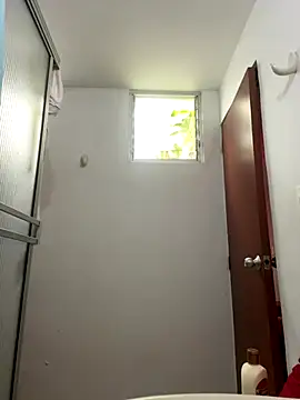 Selena Roa online show from 10/25/25, 12:13