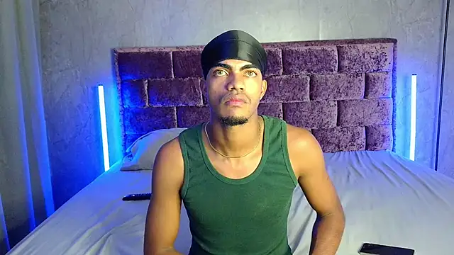richardd2212 online show from 06/14/26, 03:30