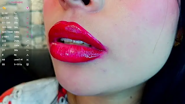 mia roux1 online show from 11/11/25, 05:18