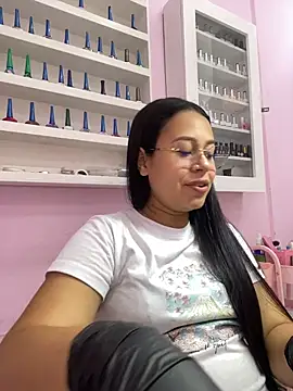 PaulaCruz01 online show from 11/04/25, 07:02