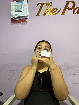 PaulaCruz01 online show from 11/09/25, 07:34