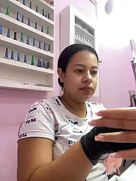 PaulaCruz01 online show from 11/20/25, 06:40