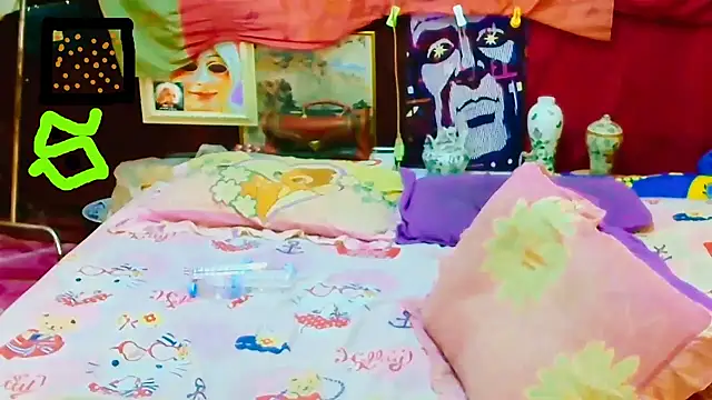 Snapshot of horni4luv chatting on 12/14/25, 11:20 horni4luv online show from 12/14/25, 11:20